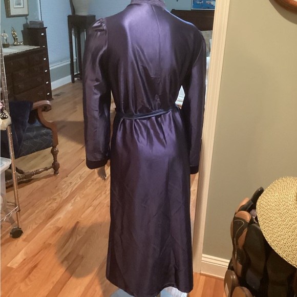Navy Blue Robe - Picture 12 of 12